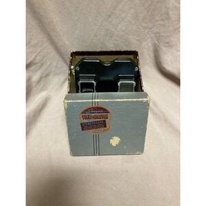 VIEW-MASTER Vintage 1954 Model C Viewer in original Box, w/ reel list.